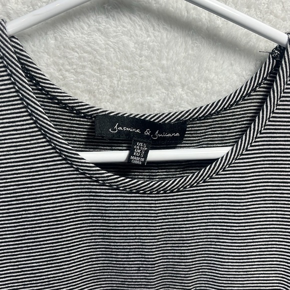 Dress - Picture 7 of 9